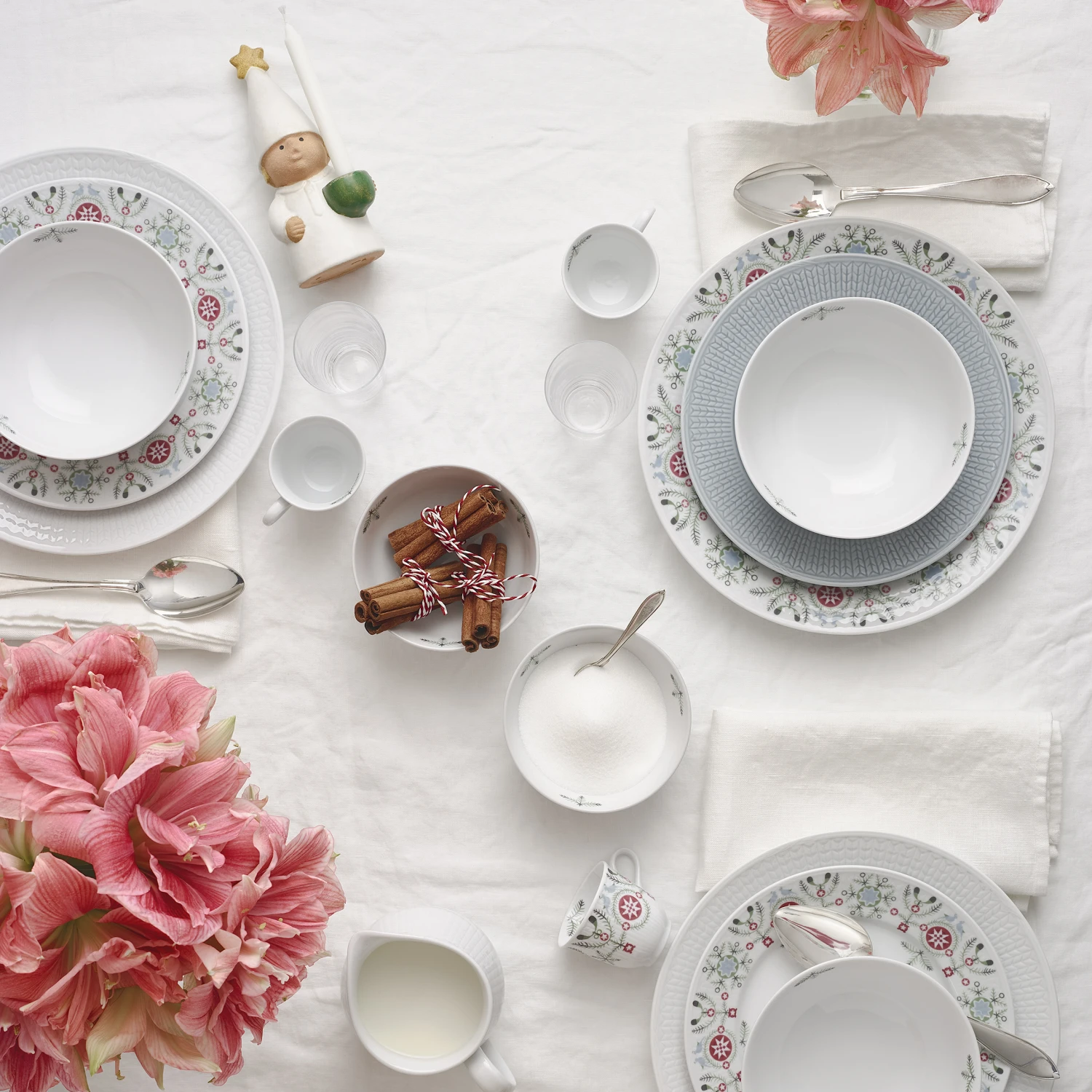 Rörstrand Swedish Grace Winter Bord 27 Cm 3 Rörstrand Swedish Grace Winter Bord 27 Cm - Afbeelding 3