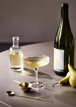 Ferm LIVING Ripple Champagneglas 2-pack -Copenhaging Winkel 29218 01 10 EnvironmentImage 34c28ec8c0