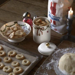 Royal Copenhagen Star Fluted Christmas Opbergpot Met Deksel -Copenhaging Winkel 30680 01 05 26b966d4bb