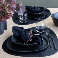 LIND DNA Bull Placemat Curve 11 LIND DNA Bull Placemat Curve -Copenhaging Winkel 31511 01 6 EnvironmentImage 4a25a1dbc6