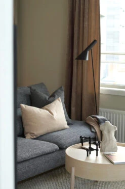 Eve II Sculpture -Copenhaging Winkel 40316 01 11 EnvironmentImage d049fc9e17