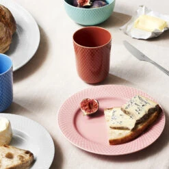 Lyngby Porcelæn Rhombe Bord Roze 7 Lyngby Porcelæn Rhombe Bord Roze -Copenhaging Winkel 42956 01 04 134362df73