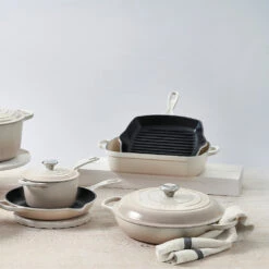 Le Creuset Buffetbraadpan 3,5 L 7 Le Creuset Buffetbraadpan 3,5 L -Copenhaging Winkel 46083 01 04 c8354ec79e