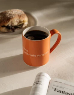 Design House Stockholm Astrid Lindgren Mok, Det är Ingen Ordning… 9 Design House Stockholm Astrid Lindgren Mok, Det är Ingen Ordning… -Copenhaging Winkel 46812 01 5 EnvironmentImage 8de0b34e79