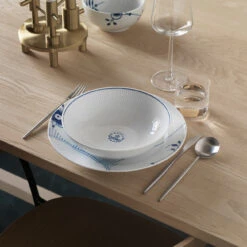 Royal Copenhagen Blueline Ondiepe Kom Ø25 Cm -Copenhaging Winkel 47336 01 3 EnvironmentImage ecde13c5ad