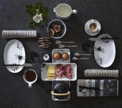 Royal Copenhagen Black Fluted Mega Rechthoekige Schotel -Copenhaging Winkel 47343 01 11 EnvironmentImage 14ab2dbbb7