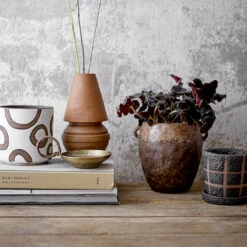 Bloomingville Nenne Pot Met Handvatten Ø16 Cm -Copenhaging Winkel 47398 01 2 EnvironmentImage 411a39532b