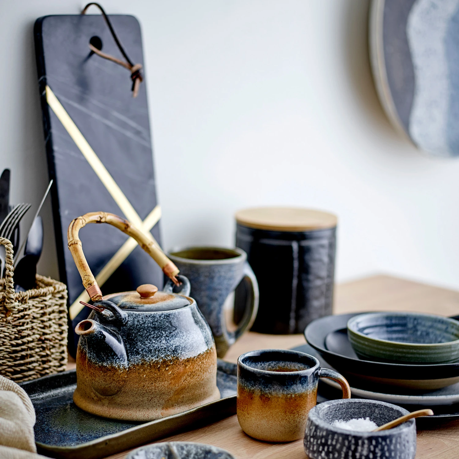 Bloomingville Elsi Snijplank Marmer 15,5x40,5 Cm 2 Bloomingville Elsi Snijplank Marmer 15,5x40,5 Cm - Afbeelding 2