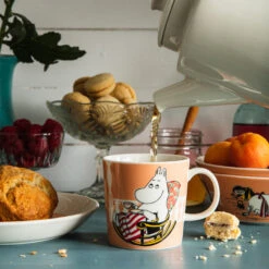 Arabia Moominmama Moomin Mok -Copenhaging Winkel 500006 01 3 EnvironmentImage 84e795a1a2