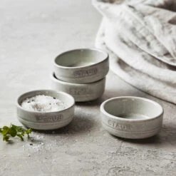 Staub New White Truffle Mini Kom 4-pack 12 Staub New White Truffle Mini Kom 4-pack -Copenhaging Winkel 502871 01 11 EnvironmentImage 1e26c8c514