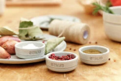 Staub New White Truffle Mini Kom 4-pack 9 Staub New White Truffle Mini Kom 4-pack -Copenhaging Winkel 502871 01 3 EnvironmentImage 747965827d