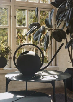 AYTM Globe Waterkan 34 Cm -Copenhaging Winkel 504282 01 5 EnvironmentImage 89e9dc9e0f