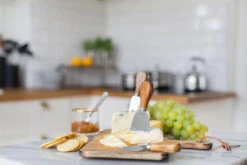 Dorre Oline Kaasplank Acacia 4-delig 9 Dorre Oline Kaasplank Acacia 4-delig -Copenhaging Winkel 505955 01 5 EnvironmentImage 5a347482ee