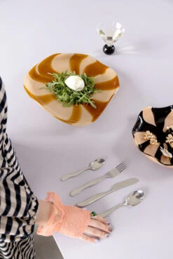 ByOn Curve Schotel Brown-beige -Copenhaging Winkel 508616 01 11 EnvironmentImage badcf6c6f3