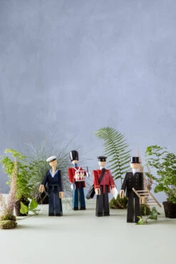 Kay Bojesen Schoorsteenveger -Copenhaging Winkel 510524 01 7 EnvironmentImage cdf013230b