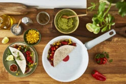 Tefal Natural Chef Koekenpan Grijs 13 Tefal Natural Chef Koekenpan Grijs -Copenhaging Winkel 515085 01 7 EnvironmentImage 3c2fd3a076