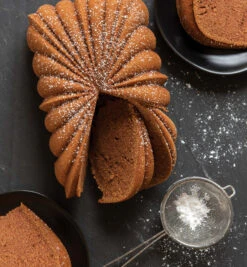 Nordic Ware Classic Fluted Loaf Bakvorm -Copenhaging Winkel 515966 01 7 EnvironmentImage b8c6e09020