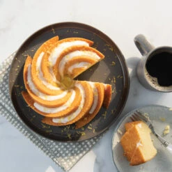 Nordic Ware Heritage Bundt Bakvorm Goud -Copenhaging Winkel 515987 01 7 EnvironmentImage d4dd8e4635