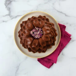 Nordic Ware Blossom Bundt Bakvorm 7 Nordic Ware Blossom Bundt Bakvorm -Copenhaging Winkel 515989 01 5 EnvironmentImage cbd9da77ad