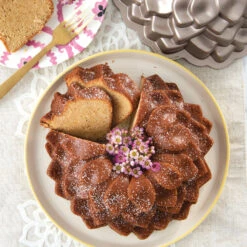 Nordic Ware Blossom Bundt Bakvorm 9 Nordic Ware Blossom Bundt Bakvorm -Copenhaging Winkel 515989 01 7 EnvironmentImage 5436cb43ef