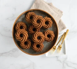 Nordic Ware Heritage Bundtlette Bakvorm Goud -Copenhaging Winkel 515990 01 5 EnvironmentImage 67c7b72ab4