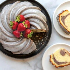 Nordic Ware Swirl Bundt Bakvorm -Copenhaging Winkel 515994 01 6 EnvironmentImage b7abda3542