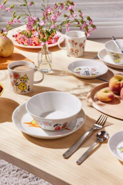 Arabia X Rode Kruis Moominkom ABC Snufkin -Copenhaging Winkel 566801 01 6 EnvironmentImage bf6f1b964e