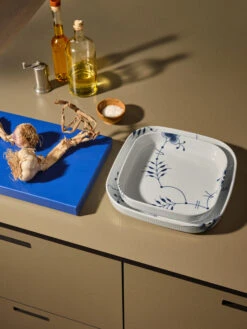 Royal Copenhagen Blue Fluted Mega Ovenschaal Vierkant -Copenhaging Winkel 567589 01 5 EnvironmentImage f26fe56b3b