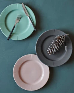 Rosendahl Grand Cru Colourful Bord Ø27 Cm 9 Rosendahl Grand Cru Colourful Bord Ø27 Cm -Copenhaging Winkel 568689 01 5 EnvironmentImage 1b569223fa