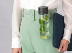 Brabantia Make & Take Waterfles Met Zeef 0,5 L -Copenhaging Winkel 568822 01 32 EnvironmentImage 23e7acde99