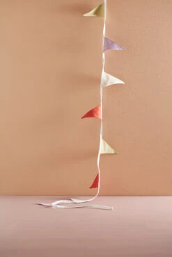 Kid's Concept Kid's Base Vlaggetjesslinger -Copenhaging Winkel 568903 01 11 EnvironmentImage ca6ea43ea5