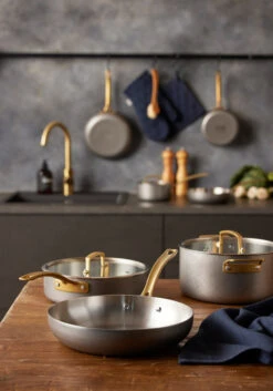 Pillivuyt Durance Hapjespan Met Deksel Ø24 Cm -Copenhaging Winkel 572168 01 10 EnvironmentImage 2be88ff296