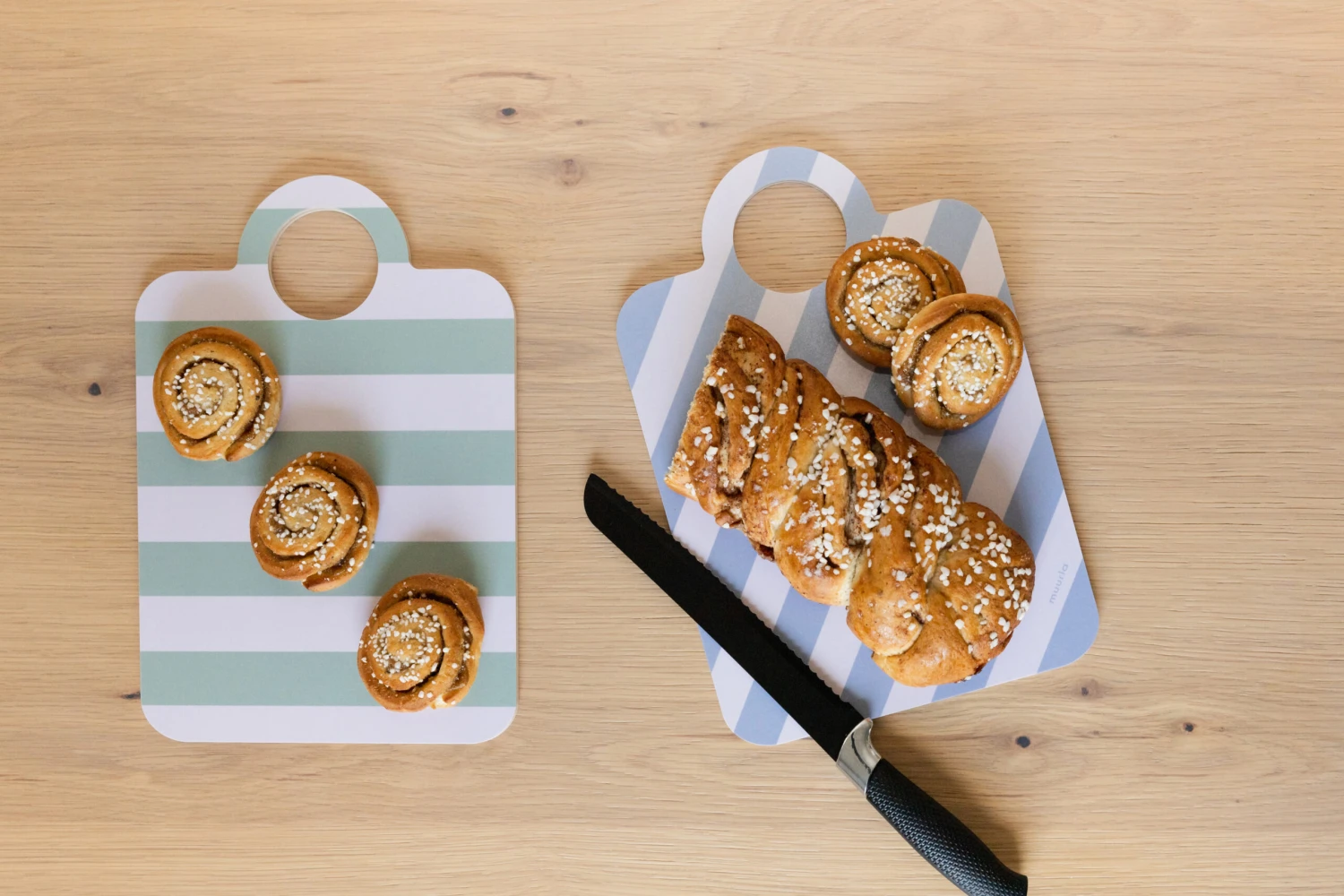 Muurla Checks & Stripes Dienblad 21x31 Cm 3 Muurla Checks & Stripes Dienblad 21x31 Cm - Afbeelding 3