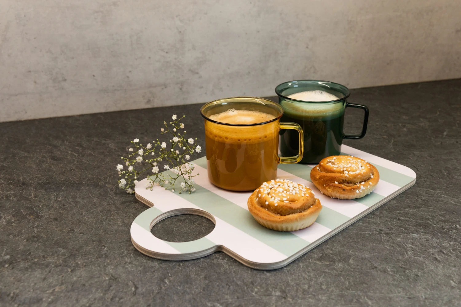 Muurla Checks & Stripes Dienblad 21x31 Cm 4 Muurla Checks & Stripes Dienblad 21x31 Cm - Afbeelding 4