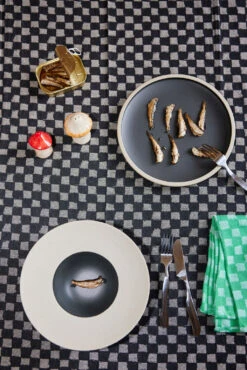 ByOn Mushi Peper- En Zoutstel -Copenhaging Winkel 577653 01 40 EnvironmentImage 530282934c