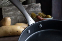 Satake Gietijzeren Pan -Copenhaging Winkel 580604 01 42 EnvironmentImage 3e197708af