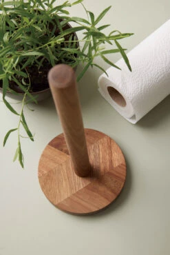 Aida Keukenrolhouder Acaciahout -Copenhaging Winkel 582156 01 42 EnvironmentImage 1352841a41