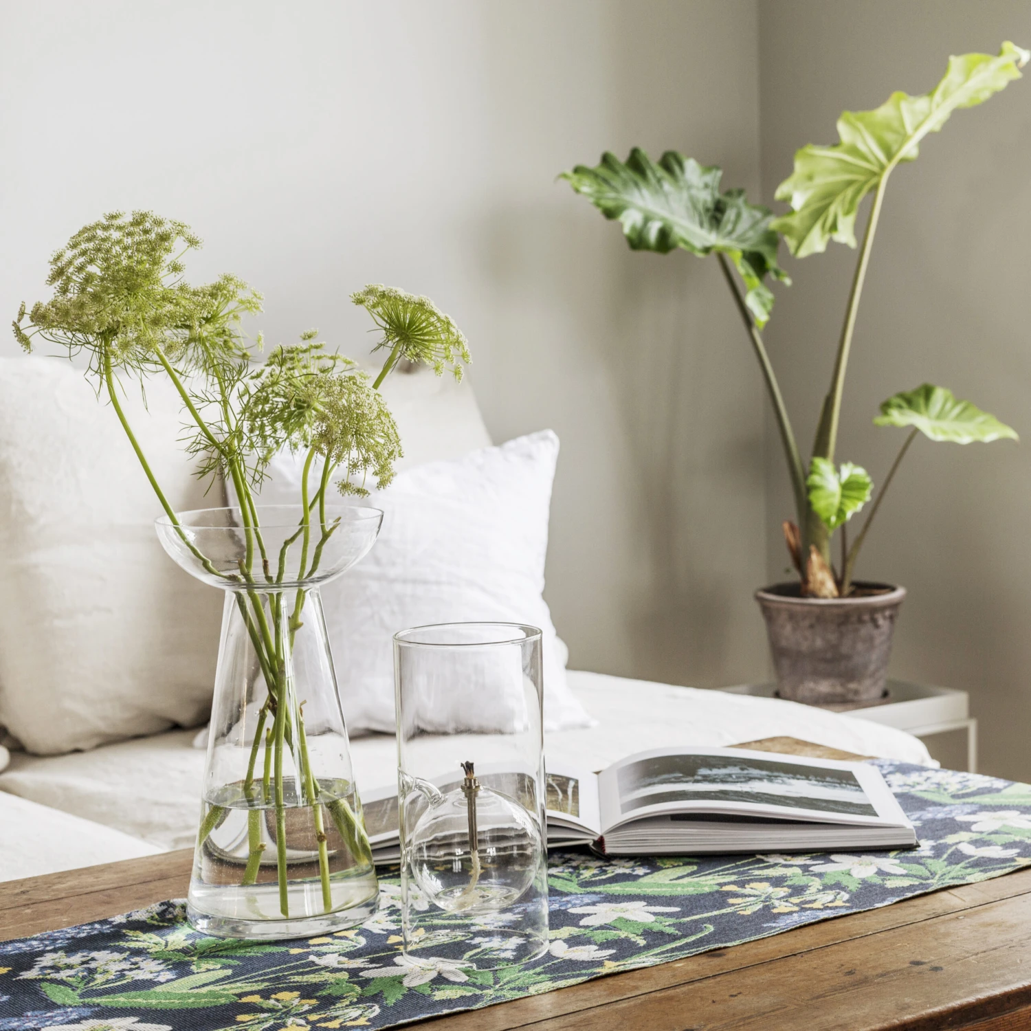 Spring Tafelloper 2 Spring Tafelloper - Afbeelding 2