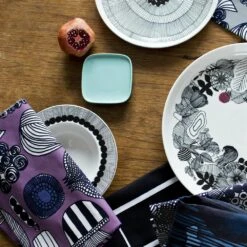 Marimekko Siirtolapuutarha Diep Bord Ø 20 Cm. -Copenhaging Winkel p 18007 01 04 a228d7ab19