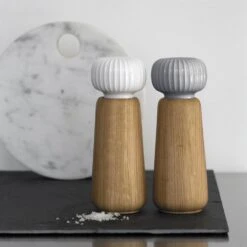 Kähler Hammershøi Kruidenmolen Groot 6 Kähler Hammershøi Kruidenmolen Groot -Copenhaging Winkel p 22462 01 hammershoi grinders white and marble 26f0c6af55