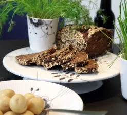 Royal Copenhagen Black Fluted Mega Zwart Taartstandaard -Copenhaging Winkel p 24735 01 04 c42a53e2d2