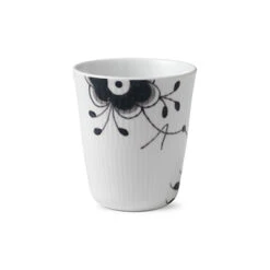 Royal Copenhagen Black Fluted Mega Thermische Beker