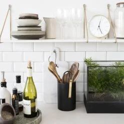 House Doctor Hannah Tafelklok 15 Cm. -Copenhaging Winkel p 31367 01 03 2cff2e63d7